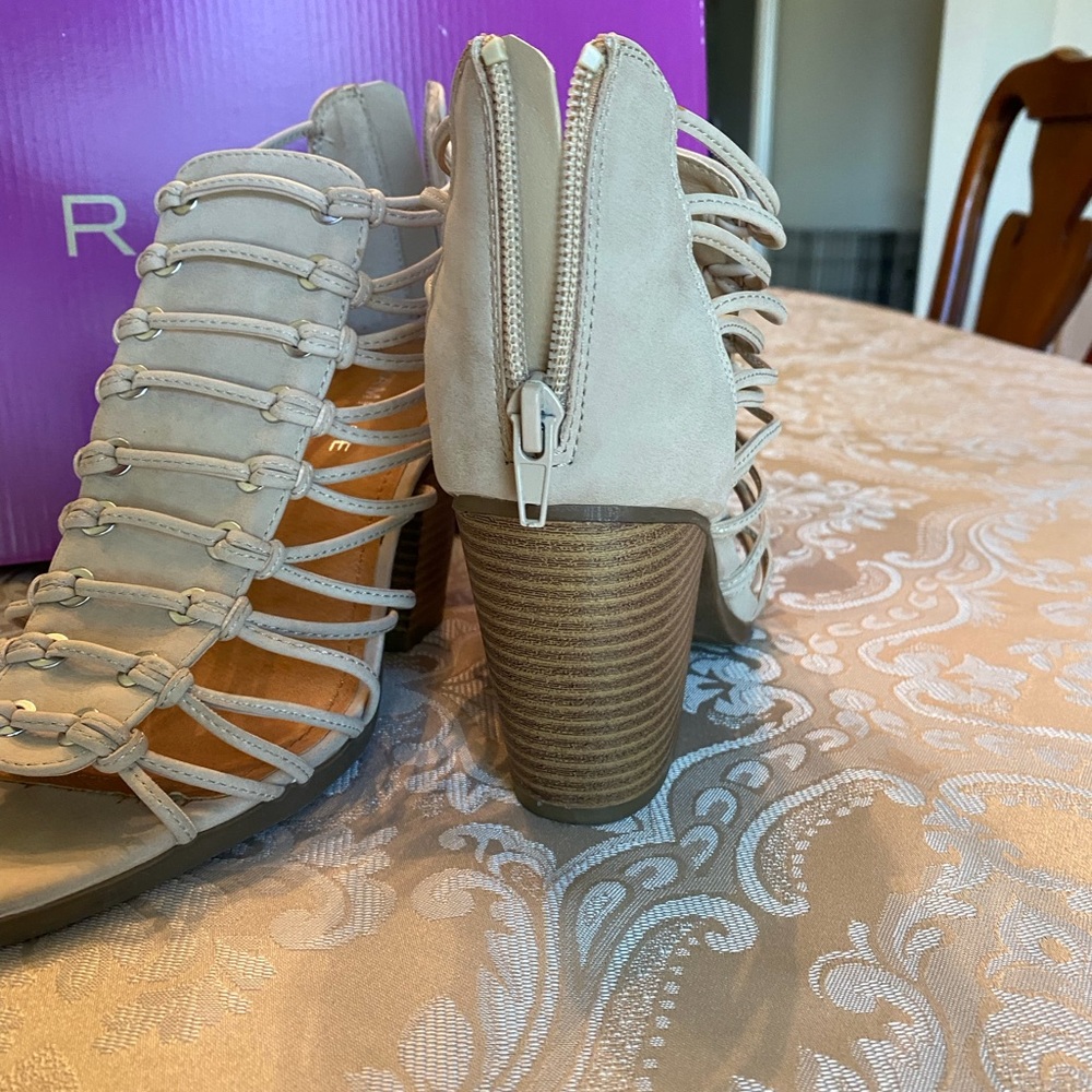 Shoes - Picture 2 of 4